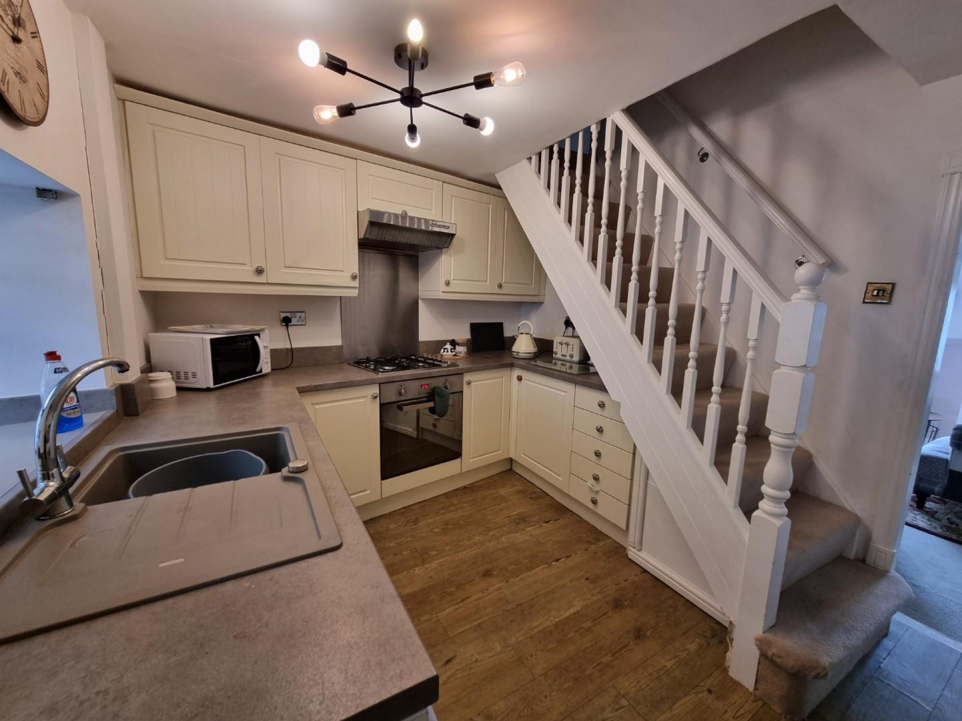 Images for Middle Cottage, 23 Knowleston Place, Matlock