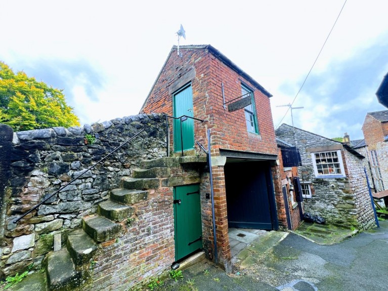 Image of Crown Yard, Wirksworth