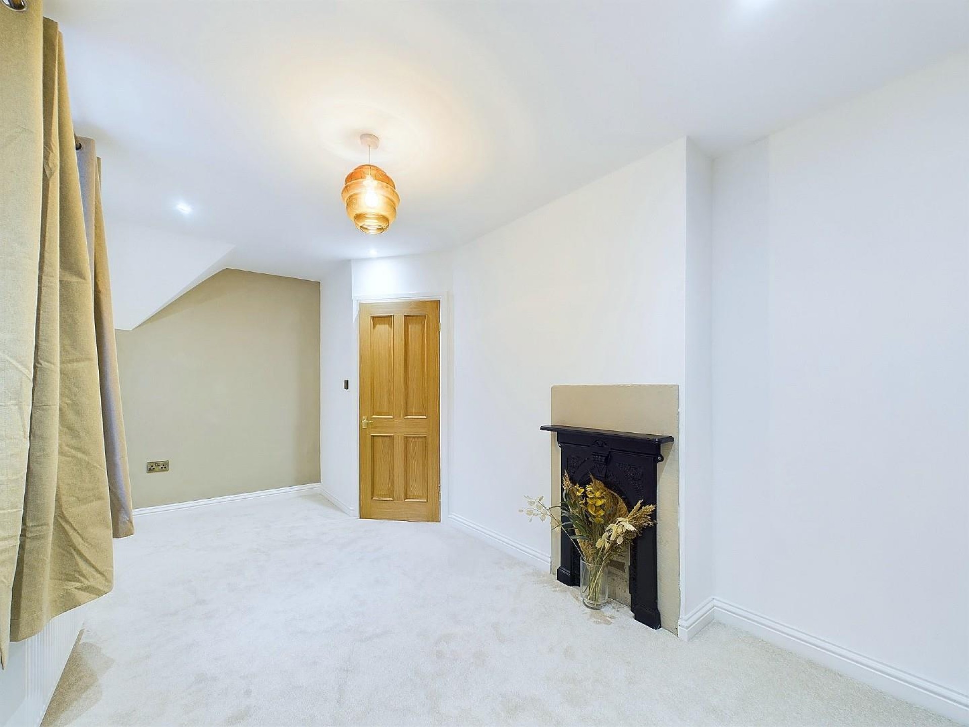 Images for 4 Church Road, Darley Dale