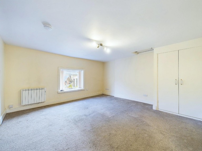 Image of Flat 8 Dale House, Market Place, Wirksworth