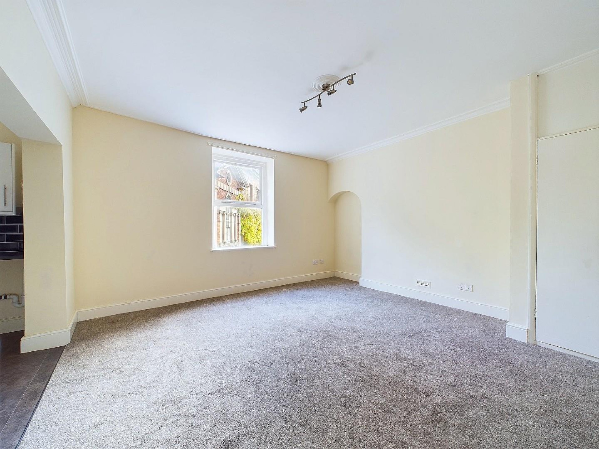 Images for Flat 4 Dale House, Market Place, Wirksworth