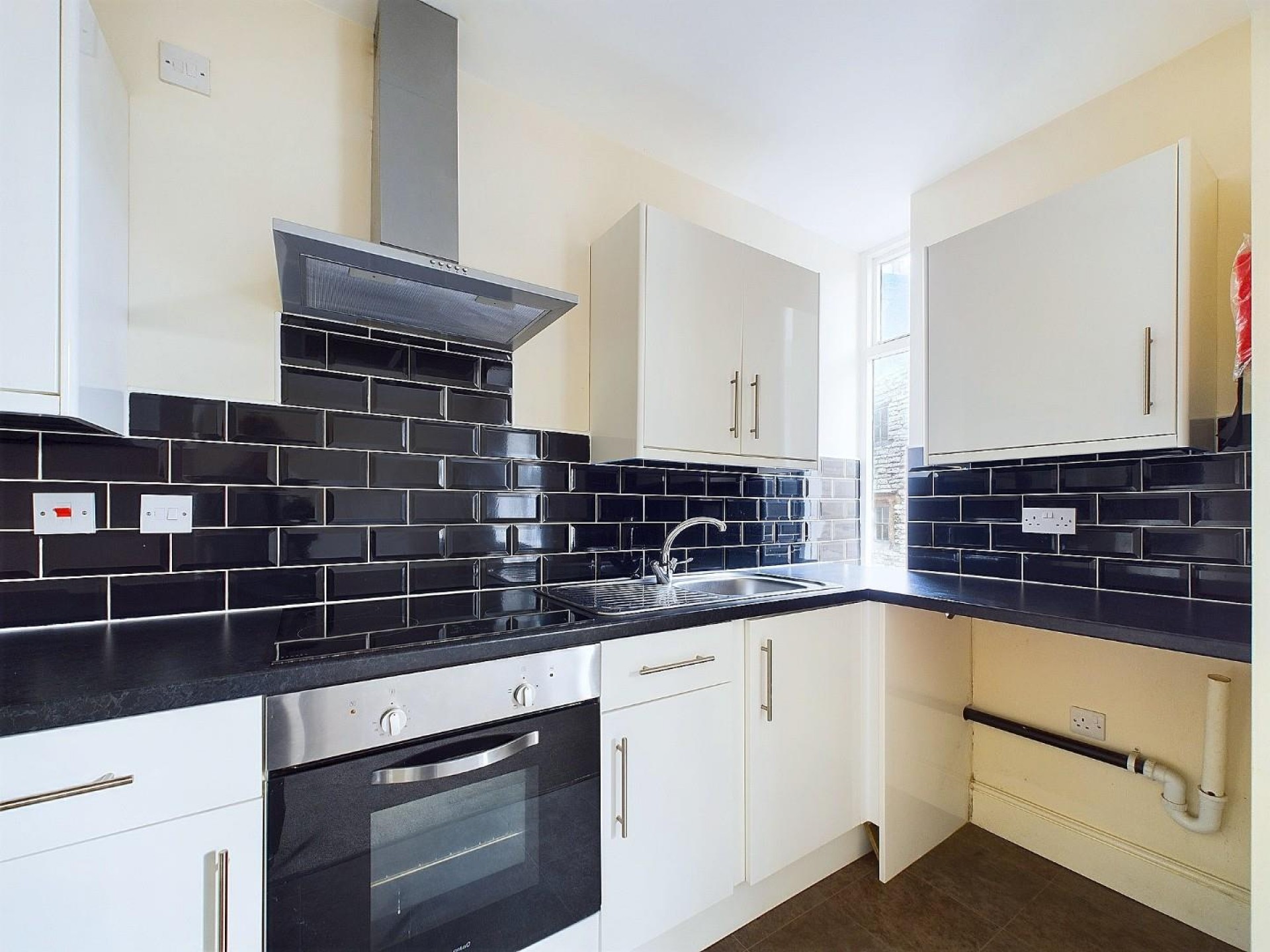 Images for Flat 4 Dale House, Market Place, Wirksworth